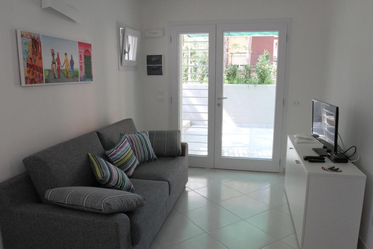 Ba - Carla Apartments - Modern Apartments - Lignano Sabbiadoro Exterior foto